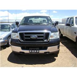 37  2004 FORD F150 PICKUP