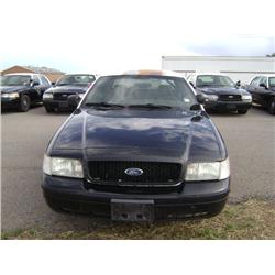 1008 "2004 FORD CROWN VICTORIA