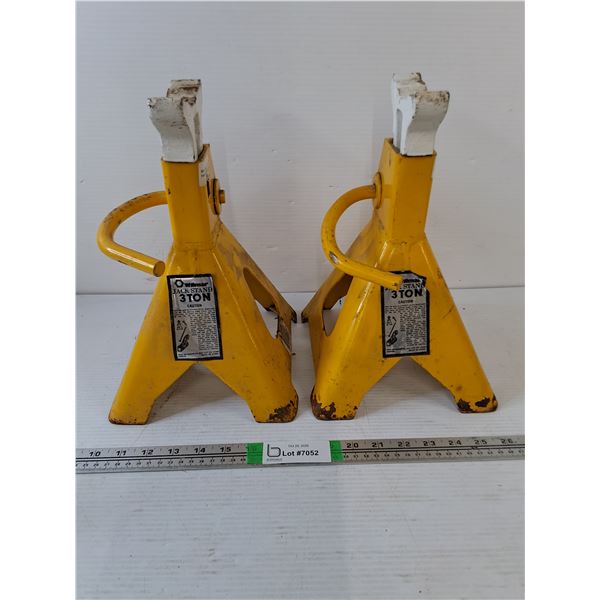 Pair of 3 Ton Jack Stands, Pickup Only