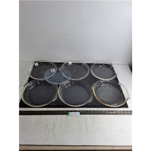 (7) Glass Pie Plates
