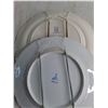 Image 2 : (2) Decorative Plates w/Wall Hangers