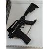 Image 6 : BT-4 SWAT Paintball Rifle with VL 200 Viewloader Paintball Ammo Canister