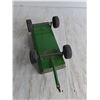 Image 3 : Folded Metal John Deere Replica Farm Wagon