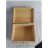 Image 3 : Wooden Box w/Assorted Coins - Mostly Canadian & US