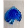 Image 3 : Blue Leaf Art Glass Bowl - 10" Length