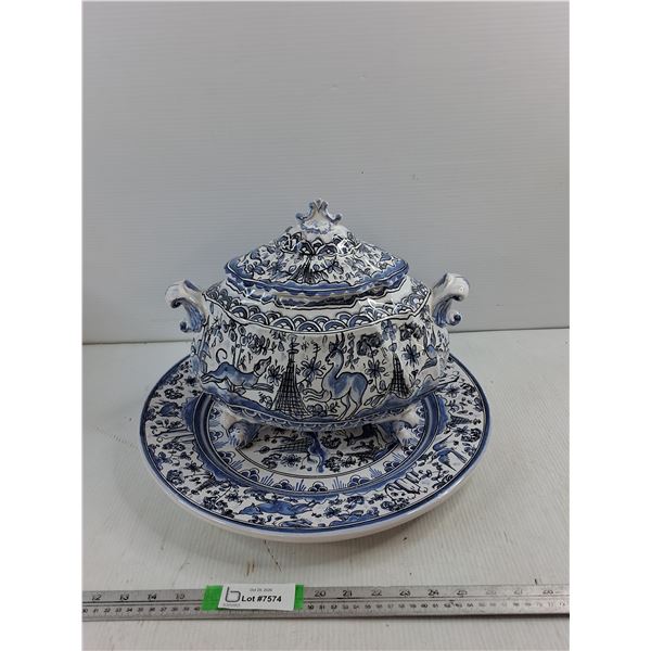 Hand-painted Ceramic Soup Tureen 13.5"x8.5" With Maching Lid And Underplate 17" Diameter By Berardos