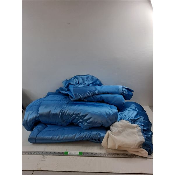 Whole Home Queen Size Bed Spread With Duvet, (2) Pillow Covers, And Sheet