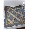 Image 2 : Queen Size Mattress Cover, (2) Pillow Cases