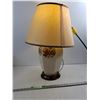 Image 1 : Floral Lamp Powers On 25"