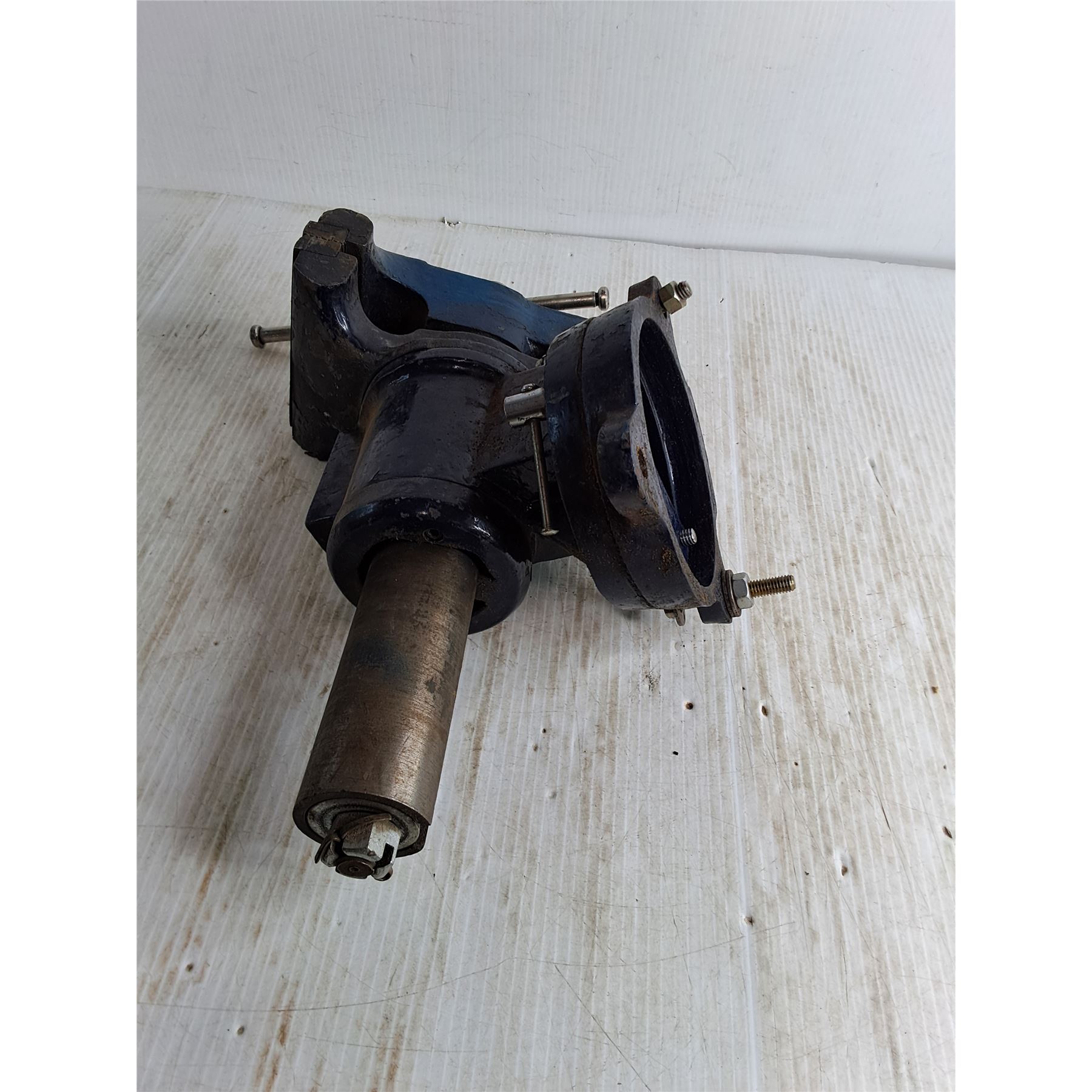 Strees Bench Bench Vise - 16