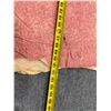 Image 14 : Antique Hawaiian Kapa Moe (5 Sheets, Complete), Pink & Red 102" x 90" (Appraisal Value $2,000)
