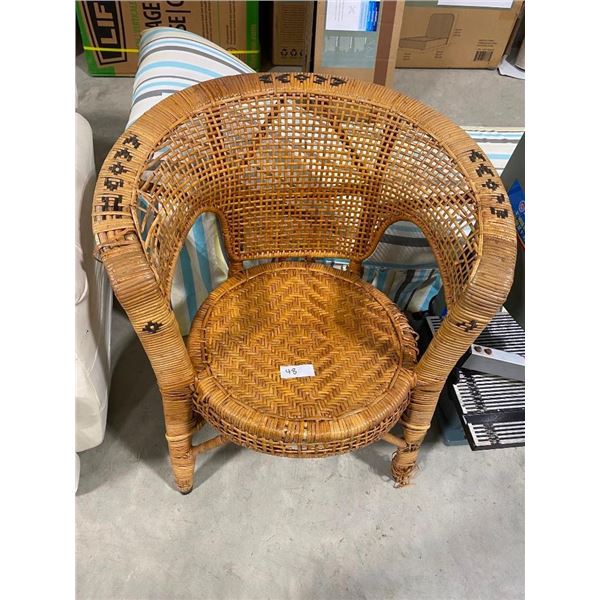 WICKER CHAIR