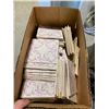 Image 1 : BOX OF 4IN TILES