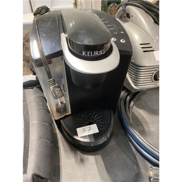 KEURIG MACHINE