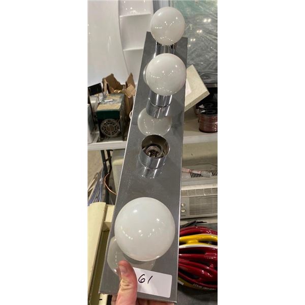 24IN LIGHT FIXTURE