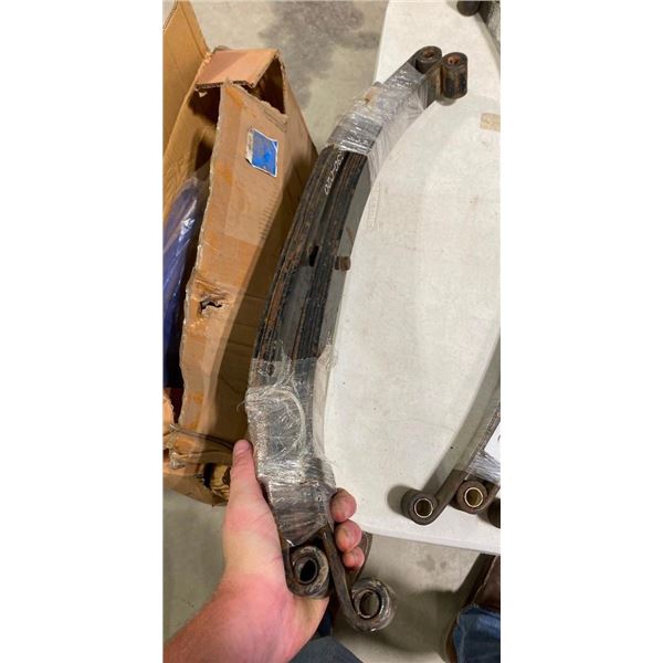 PAIR OF 24IN TRAILER LEAF SPRINGS