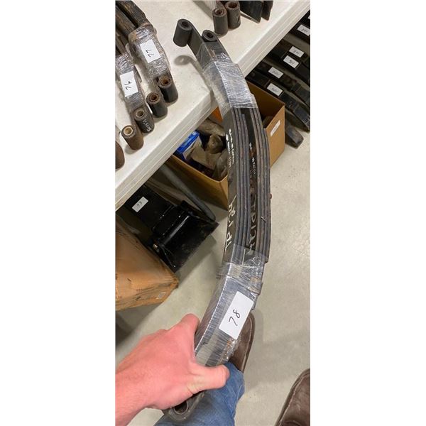 PAIR OF 26IN TRAILER LEAF SPRINGS