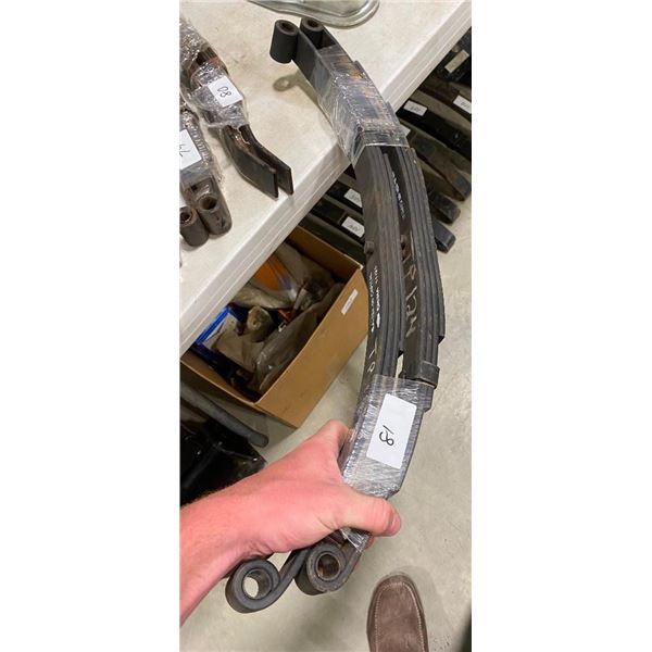 PAIR OF 26IN TRAILER LEAF SPRINGS