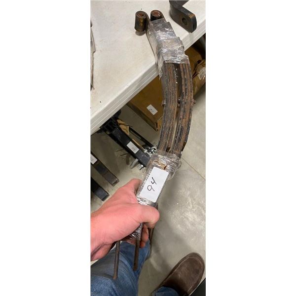 PAIR OF 24IN TRAILER LEAF SPRINGS