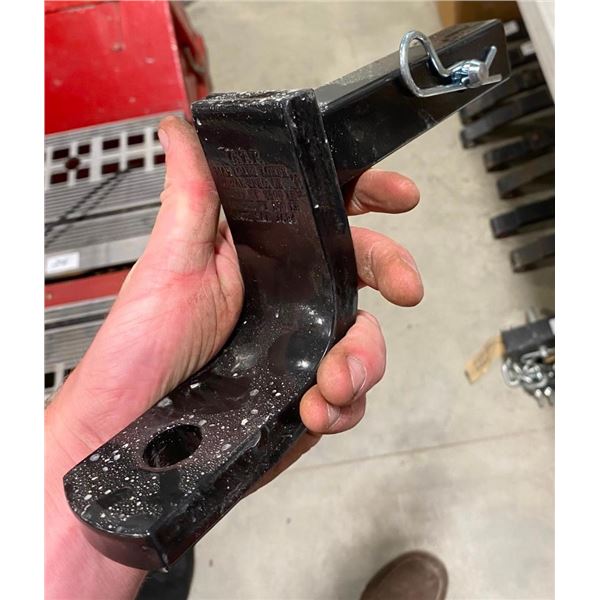 1-1/4IN HITCH BALL MOUNT WITH PIN
