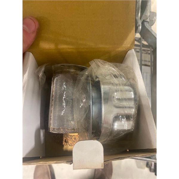 HYDRAULIC OIL TANK COVER
