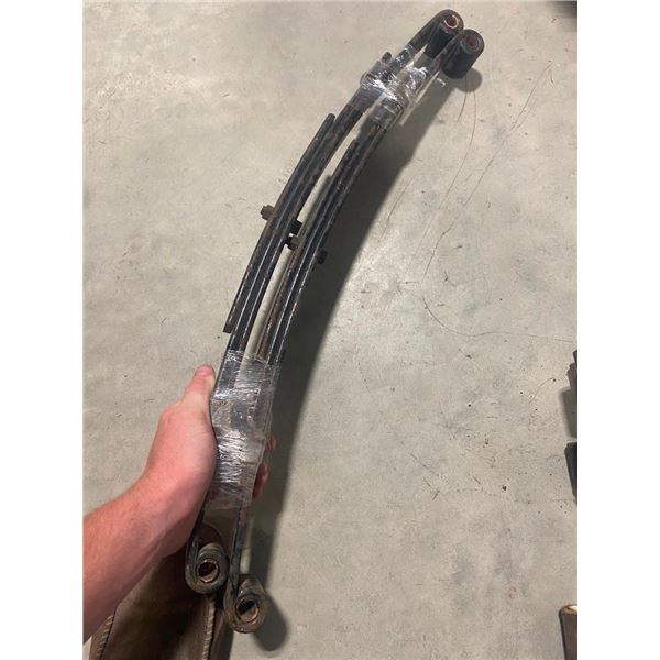 PAIR OF 25IN TRAILER LEAF SPRINGS