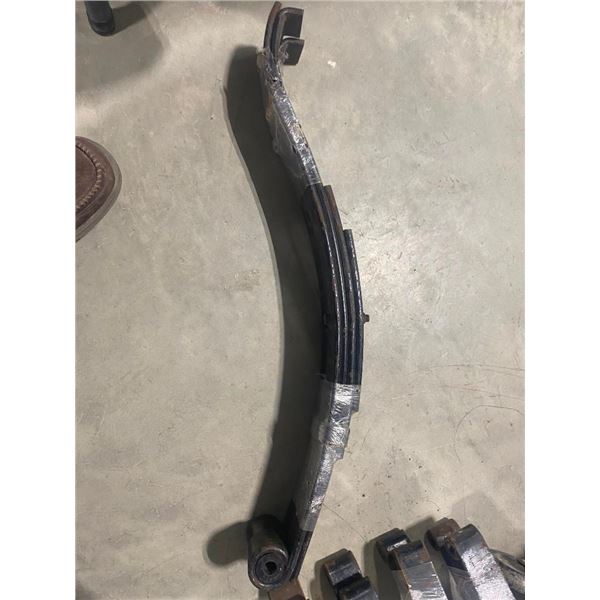 PAIR OF 26IN TRAILER LEAF SPRINGS