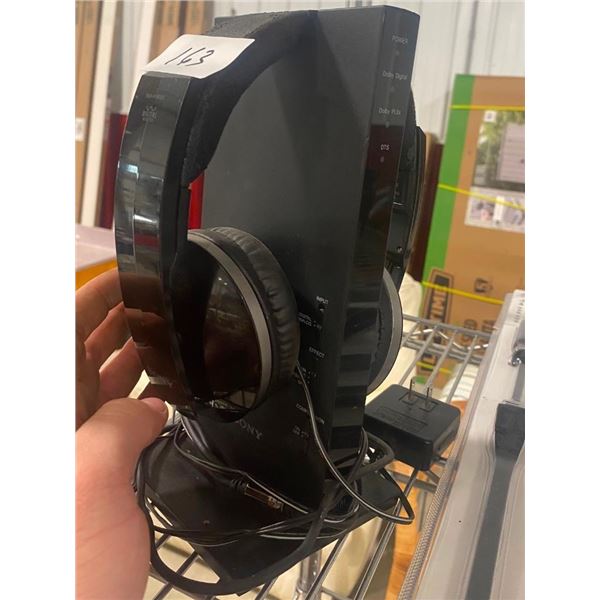 SET OF SONY HEADPHONES