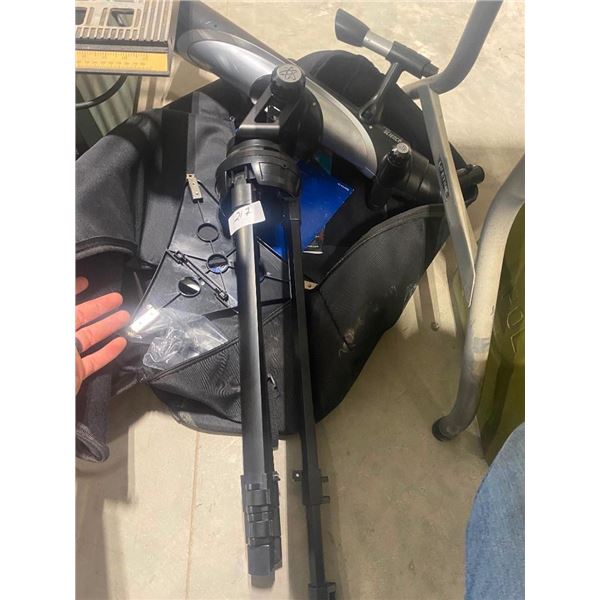 TELESCOPE WITH STAND AND BAG