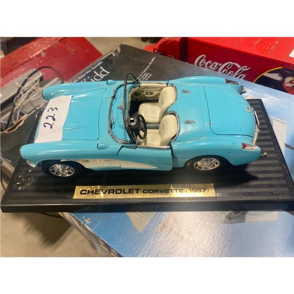 COLLECTIBLE CORVETTE CAR