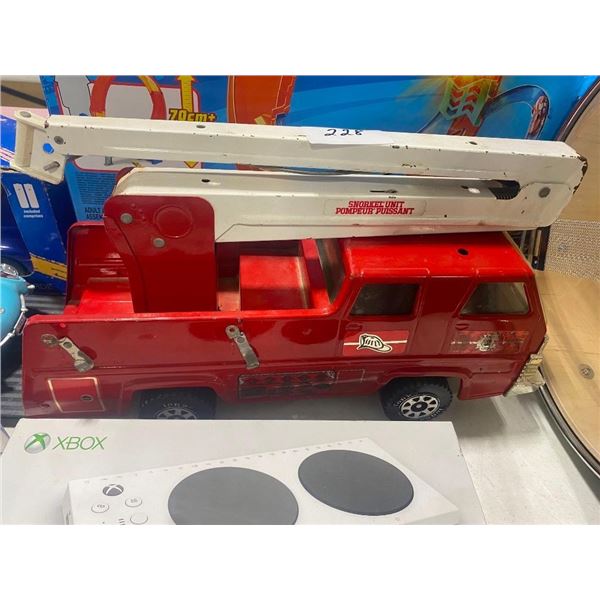 TONKA COLLECTIBLE FIRE TRUCK