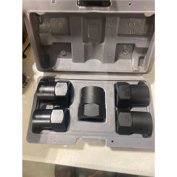 1/2 INCH BOLT EXTRACTION KIT