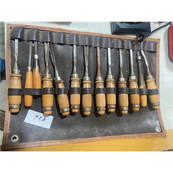 WOOD CHISEL SET