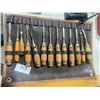 Image 1 : WOOD CHISEL SET