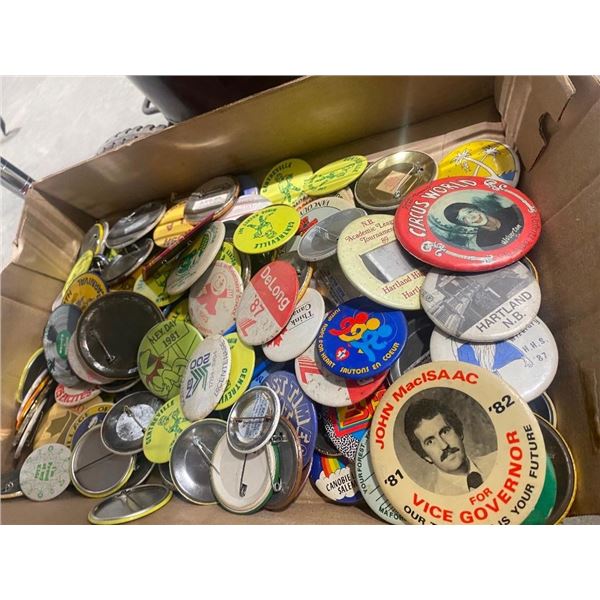 BOX OF ASSORTED SHIRT PINS