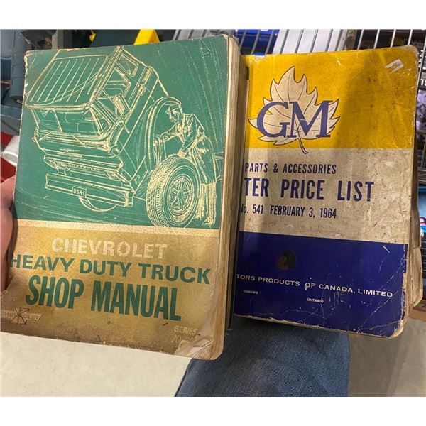 3 COLLECTIBLE AUTOMOTIVE MANUALS
