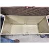 Image 2 : 48IN OUTDOOR STORAGE BOX