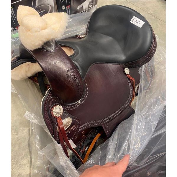 HILASON COMPLETE SADDLE - MODEL # IN PIC