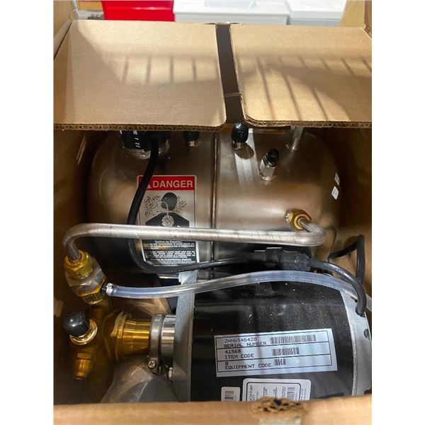 SIMGO PUMP - MODEL SEEN IN PIC