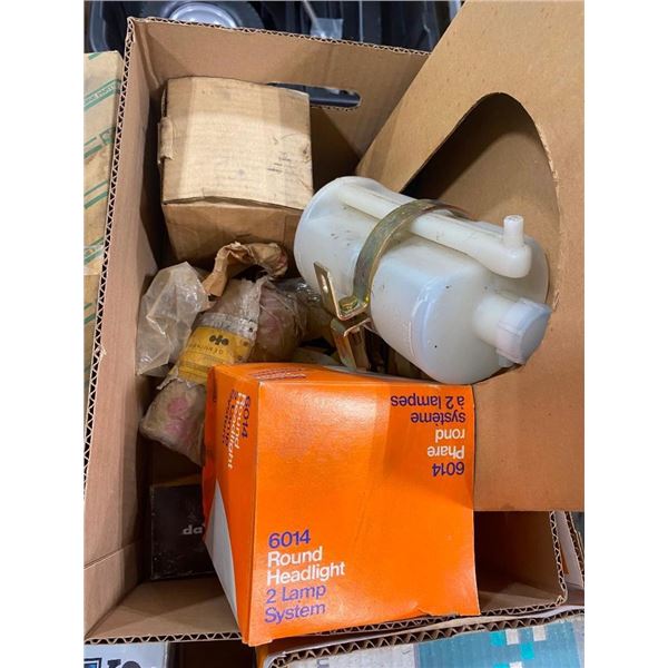 BOX LOT OF ASSORTED PARTS