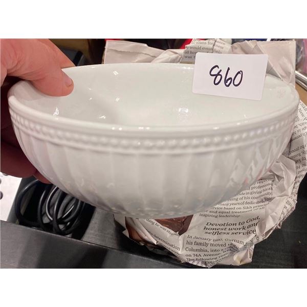 6 KITCHEN BOWLS