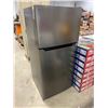 Image 1 : 30X30X65IN LG REFRIGERATOR - SMALL SCRATCH ON TOP RIGHT CORNER AND 2 SMALL DINGS BOTTOM RIGHT CORNER