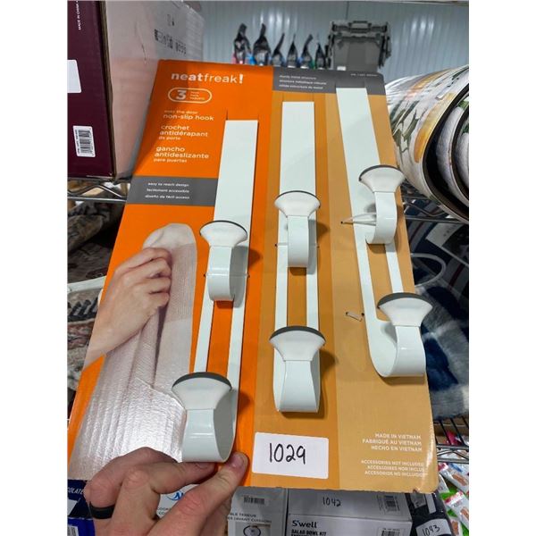 6PC NON-SLIP HOOKS