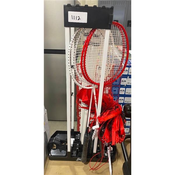 BADMINTON SET