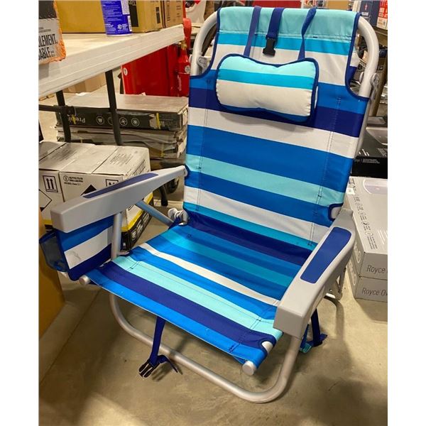 2 FOLDABLE BEACH CHAIRS