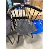 Image 1 : WOODEN CHAIR