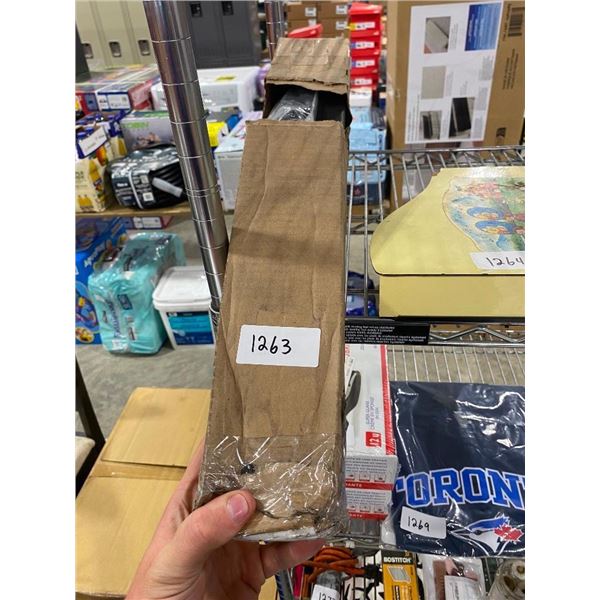 SOME SORT OF TELESCOPIC ARM