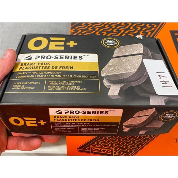 SET OF BRAKE PADS - PART NUMBER IN PIC
