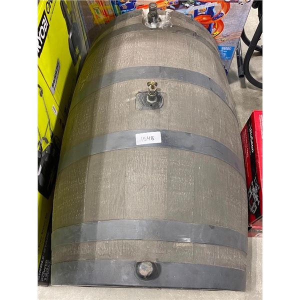 34X21IN WATER BARREL - USED