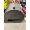 Image 2 : 34X21IN WATER BARREL - USED
